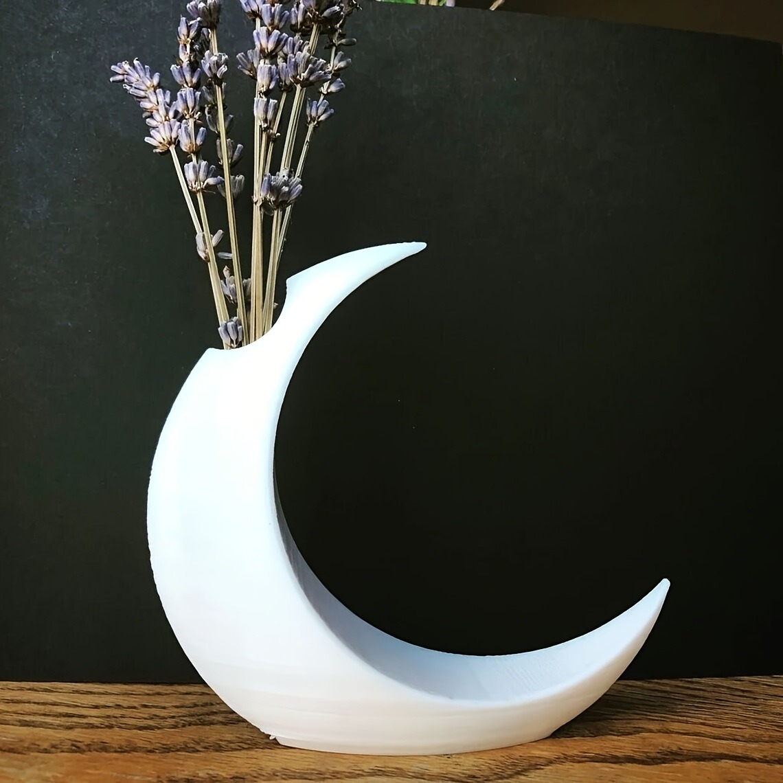 Two fashionable moon-style vas - Home Office For Two avis et prix